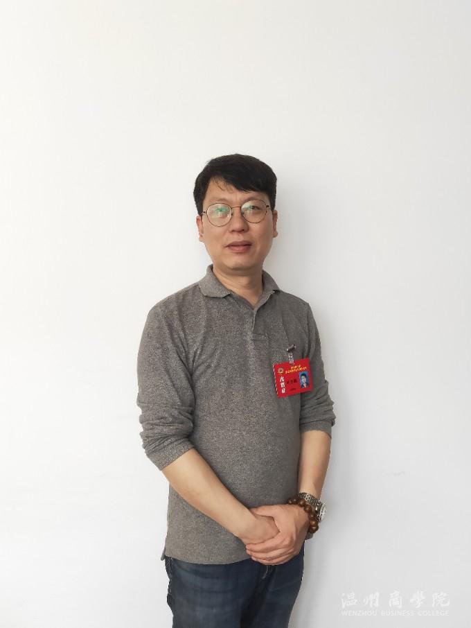葉小鵬.jpg
