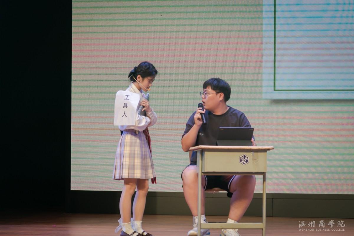 22.5.29 舞臺近景8 何凌秋攝.jpg