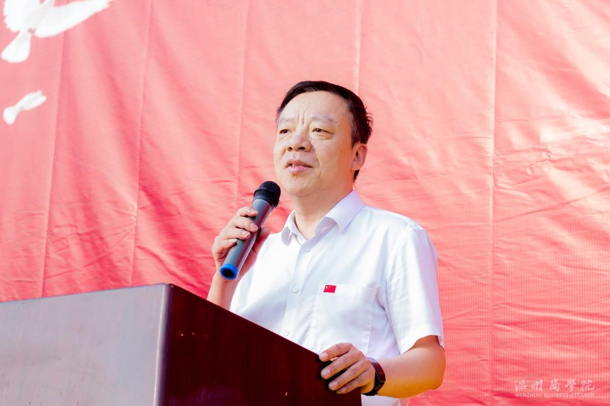 2022.9.30李益明校長講話1王胤皓_攝 (2).jpg