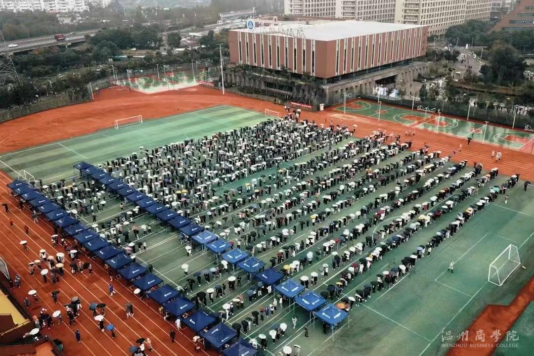 全員核酸 施展攝 (1).jpg