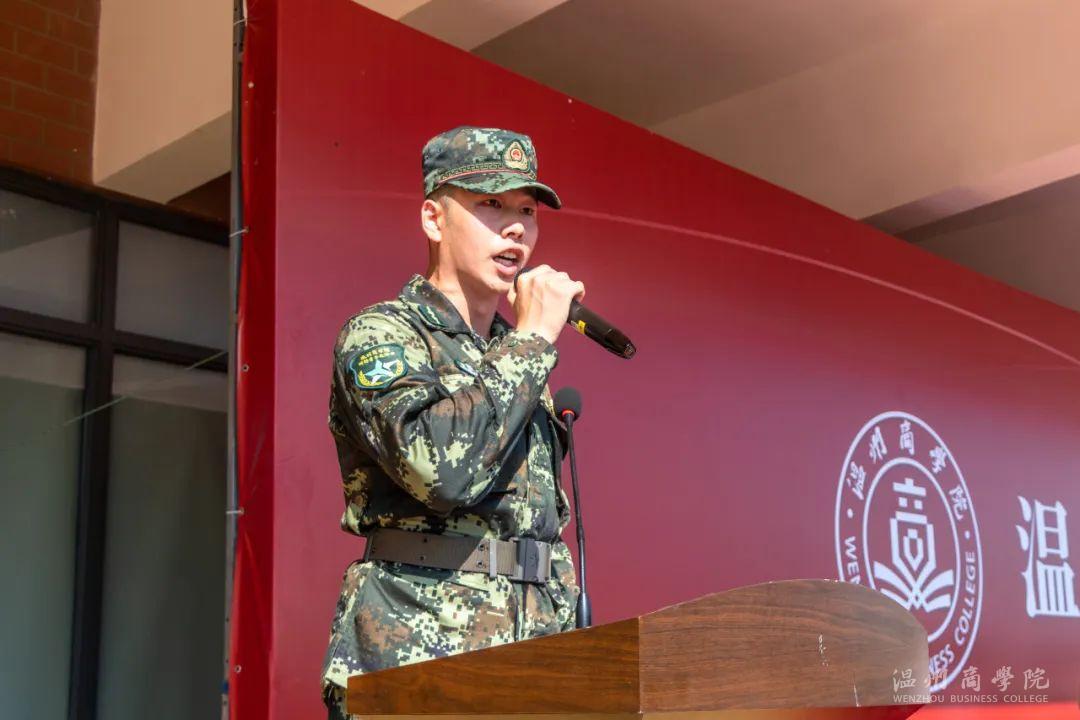 軍訓教官.jpg