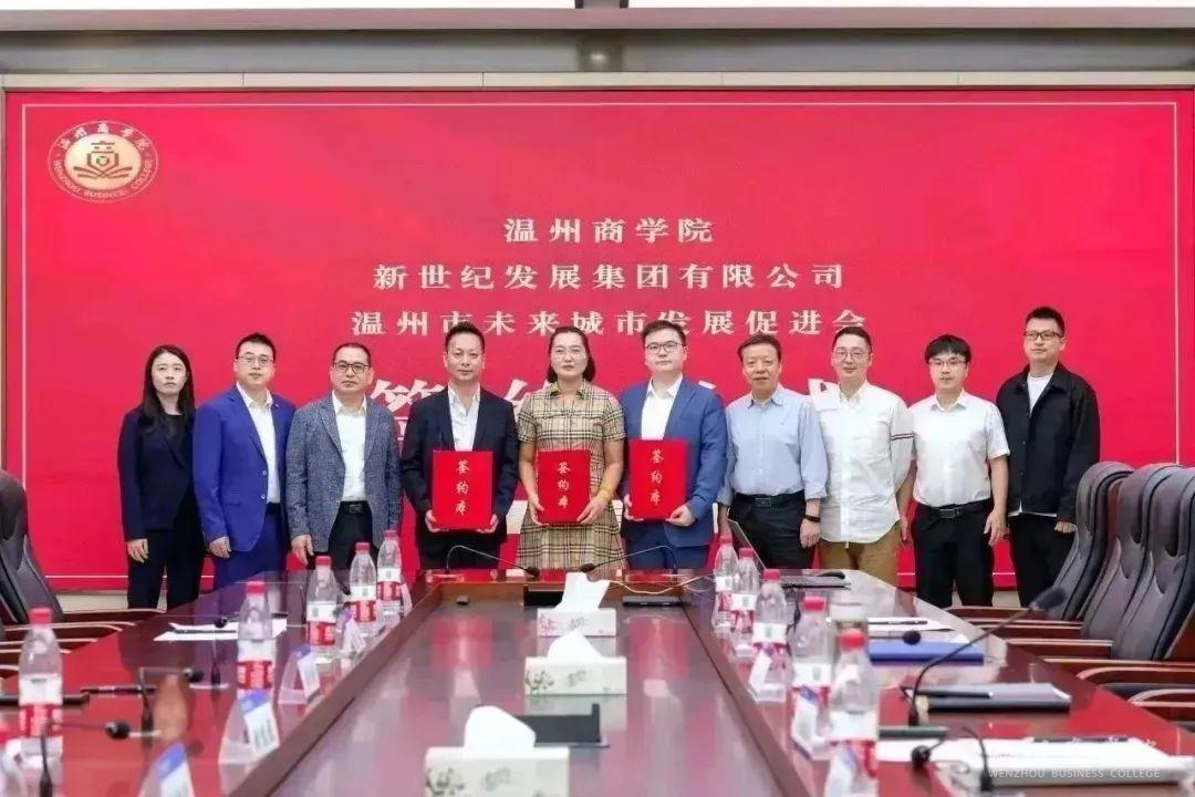 合影.jpg