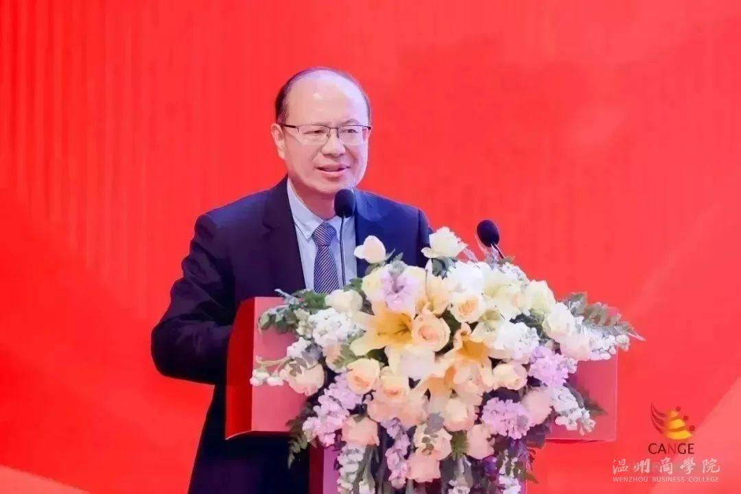 謝健.jpg