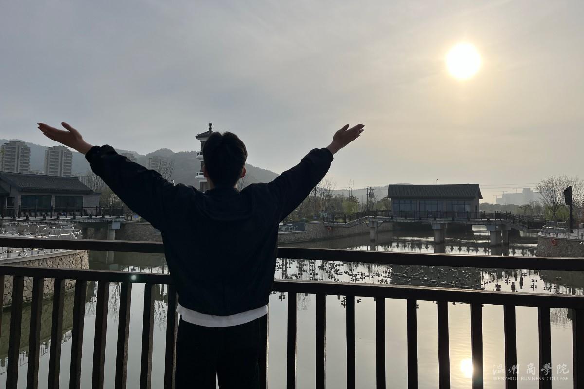 鄭又銘.jpg